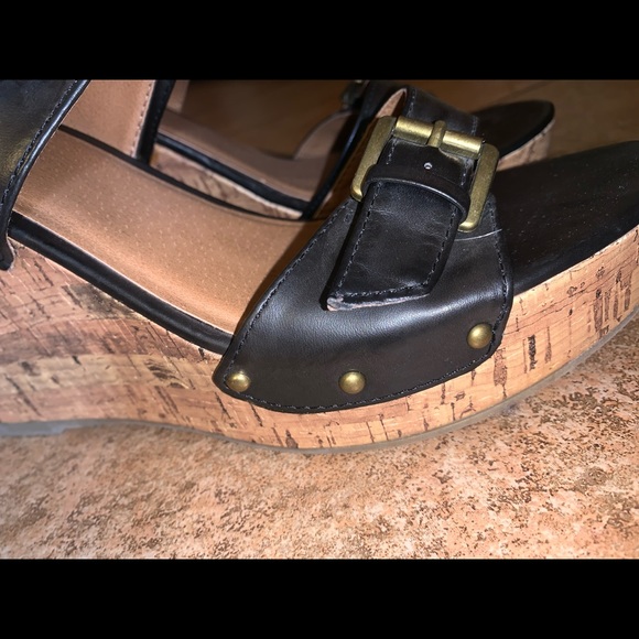 MOSSIMO SUPPLY CO Black Strappy Wedge Sandal - Picture 6 of 8